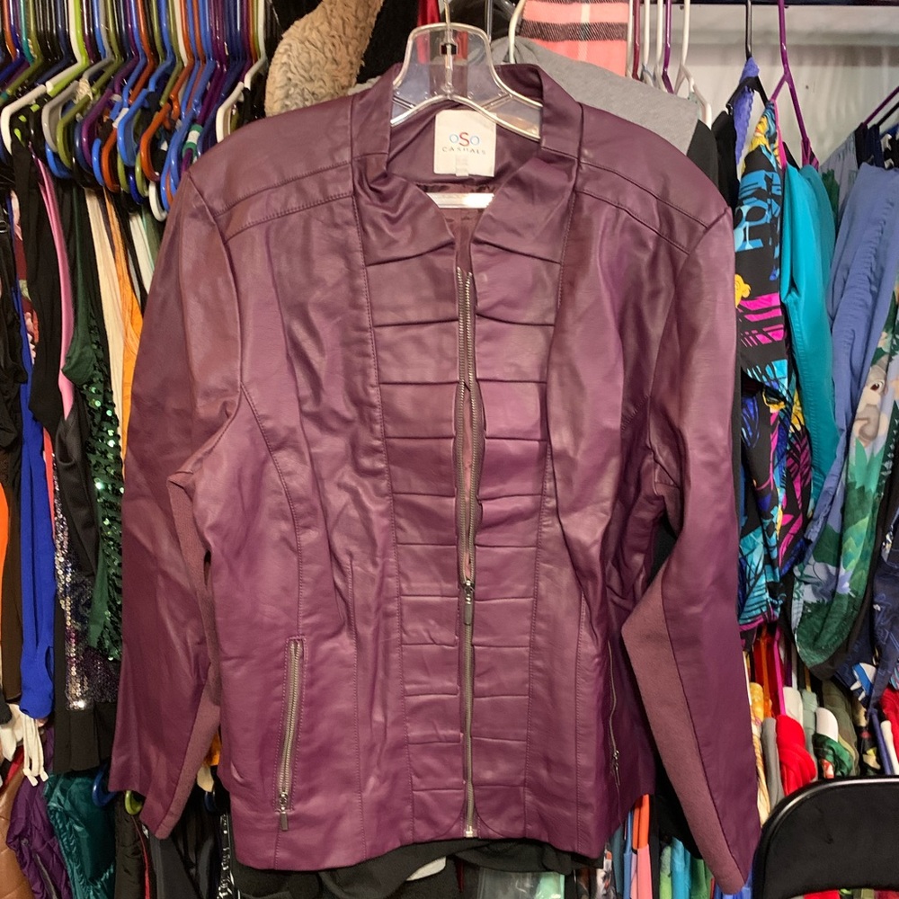 OSO casuals vegan leather ruffle jacket plum, size 1xl brand new, never worn.